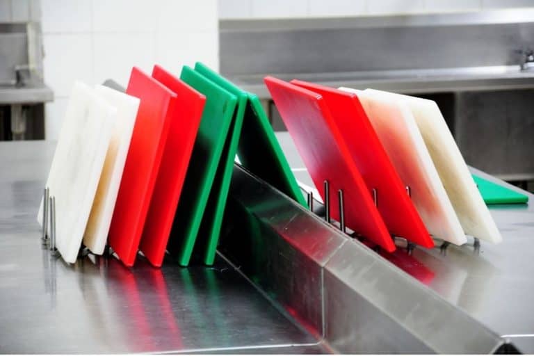 Best 11 Plastic Cutting Boards For Restaurants: Full Buying Guide